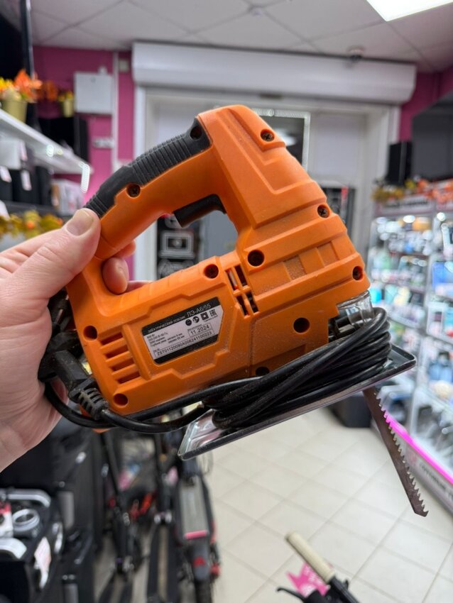 Лобзик Вихрь