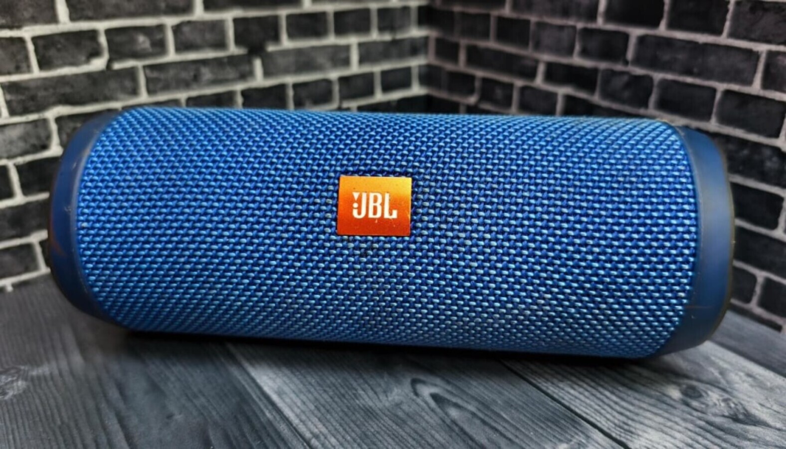 Акустика JBL Flip 4