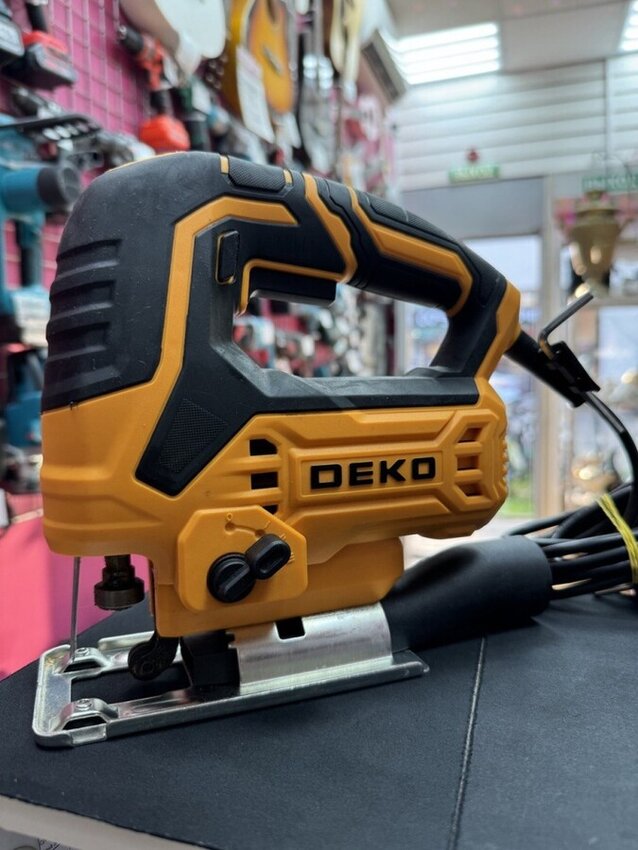 Лобзик DEKO DKJS900