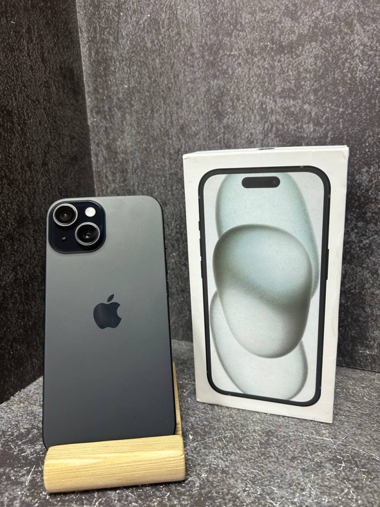 Смартфон iPhone 15 128