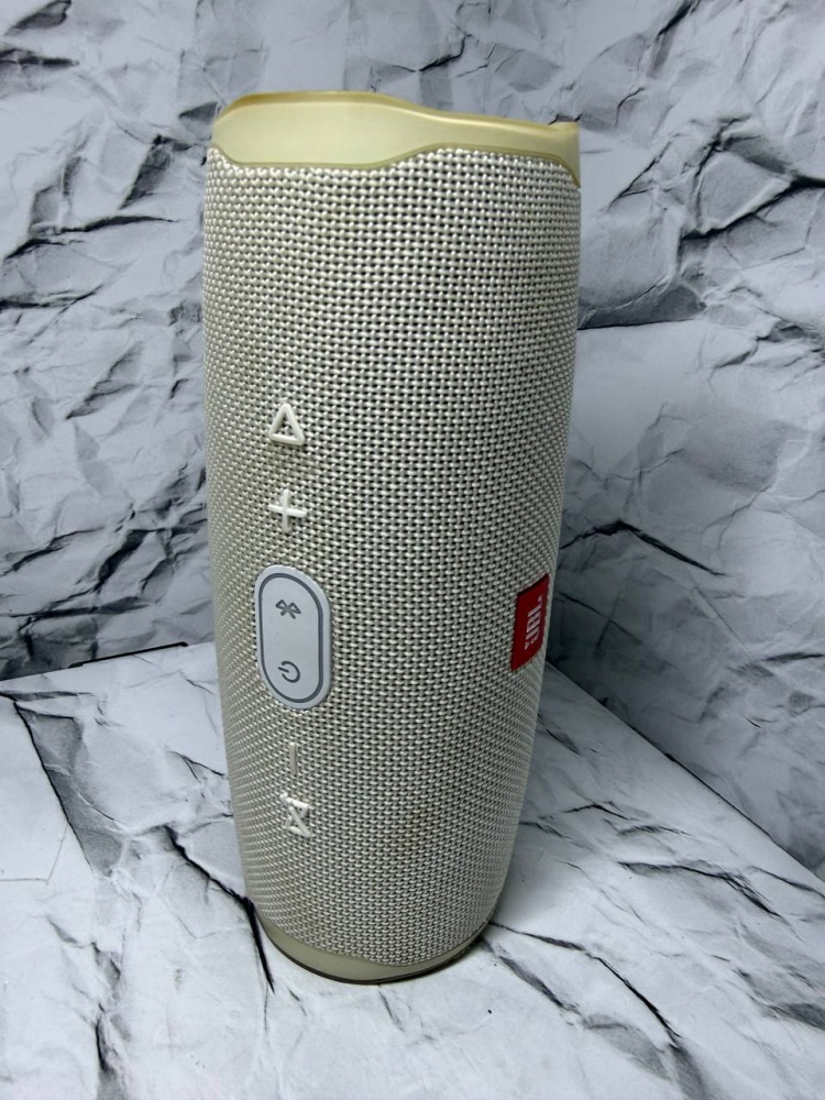Акустика JBL Charge 4