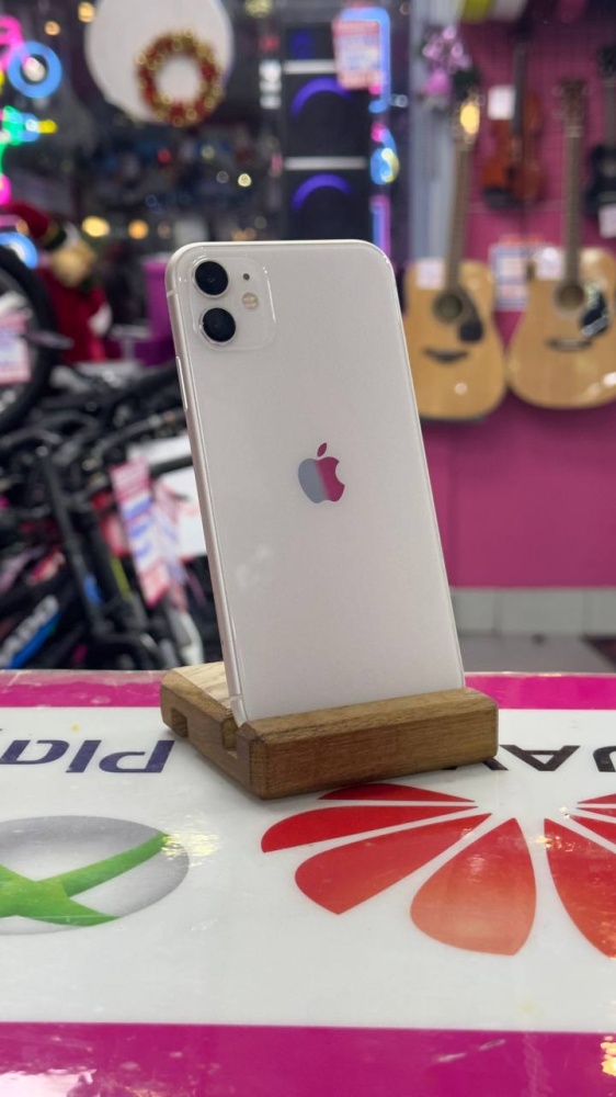 Смартфон iPhone 11 128 Gb