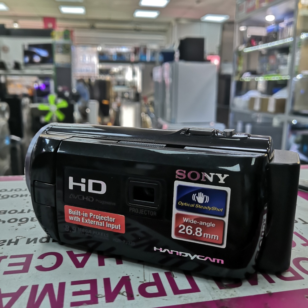 Видеокамера Sony 320