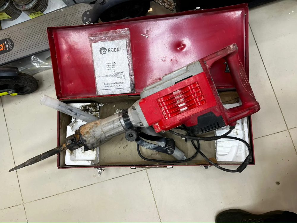 Отбойный молоток Edon TH-JL110A