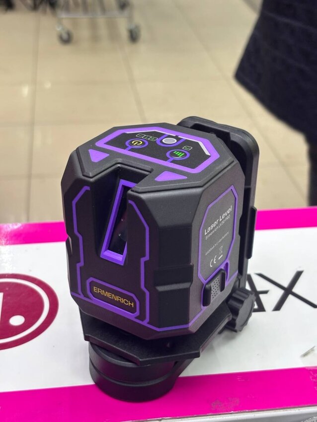 Лазерный уровень Ermenrich