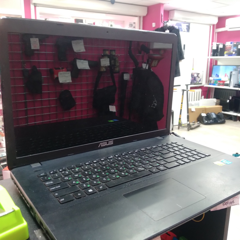 Ноутбук ASUS X751L  I5-4\6ОЗУ\SSD240\GEFORSE 820V