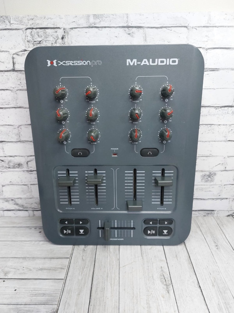 Цифровой контроллер M-Audio x-session pro