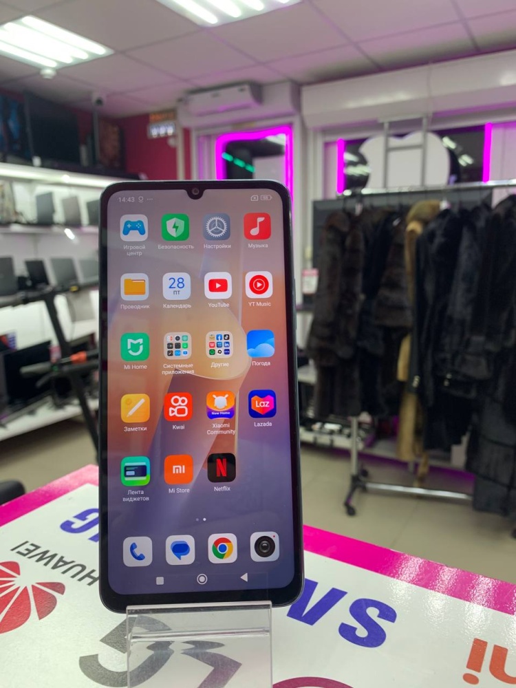 Смартфон Xiaomi Redmi 13C 8/256gb