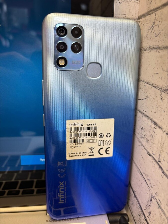 Мобильный телефон Infinix НОТ 4/128