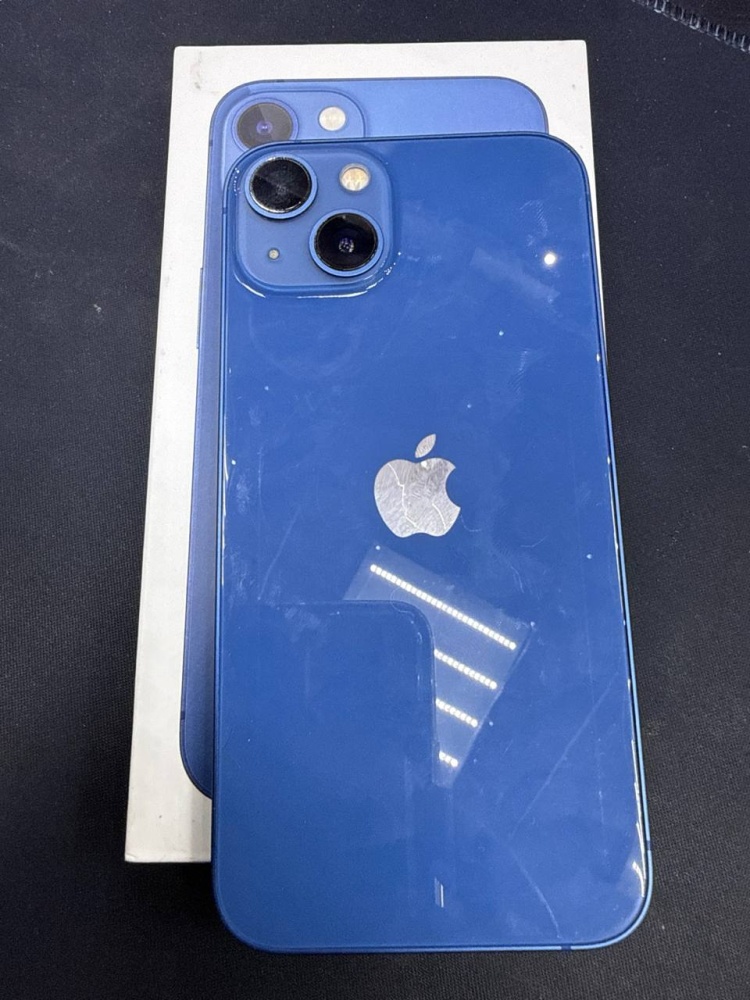 Смартфон iPhone 13 128 Gb