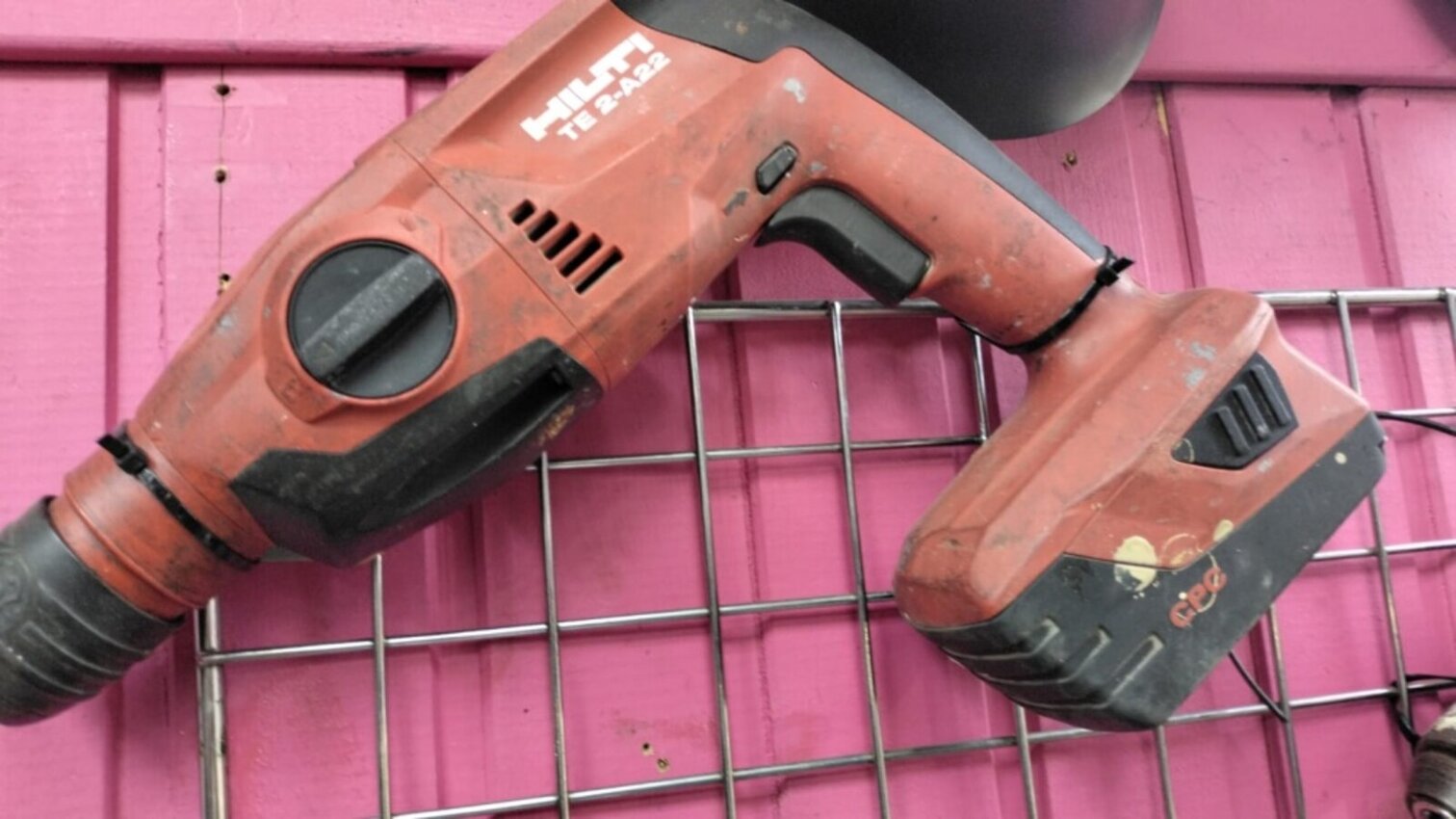 Перфоратор HILTI TE 2-A22