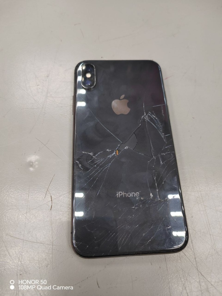 Смартфон iPhone X 256Gb