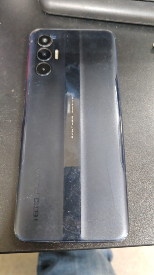 Мобильный телефон Tecno Pova 3