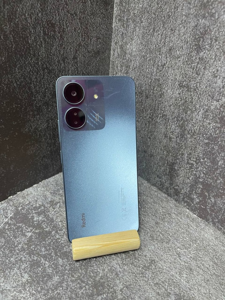Смартфон Xiaomi Redmi 13C 4/128