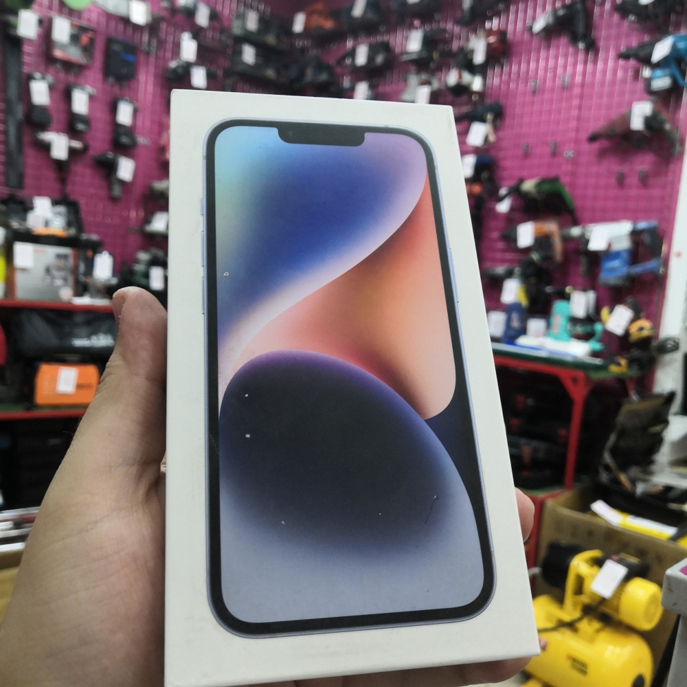 Смартфон iPhone 14 128