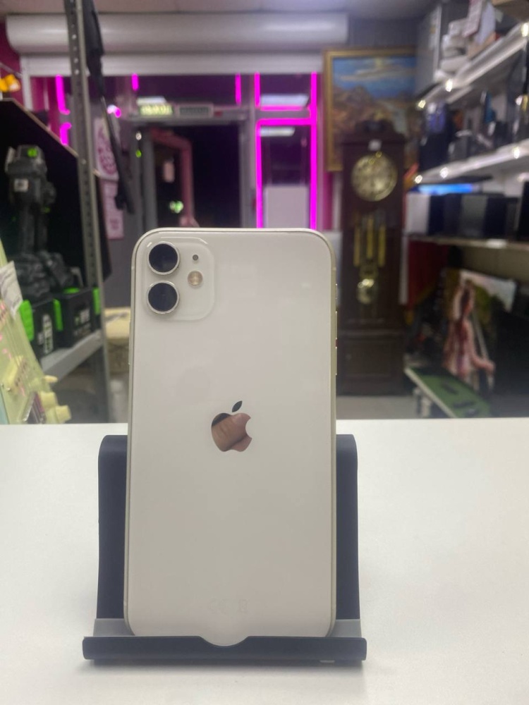 Смартфон iPhone 11 128 Gb