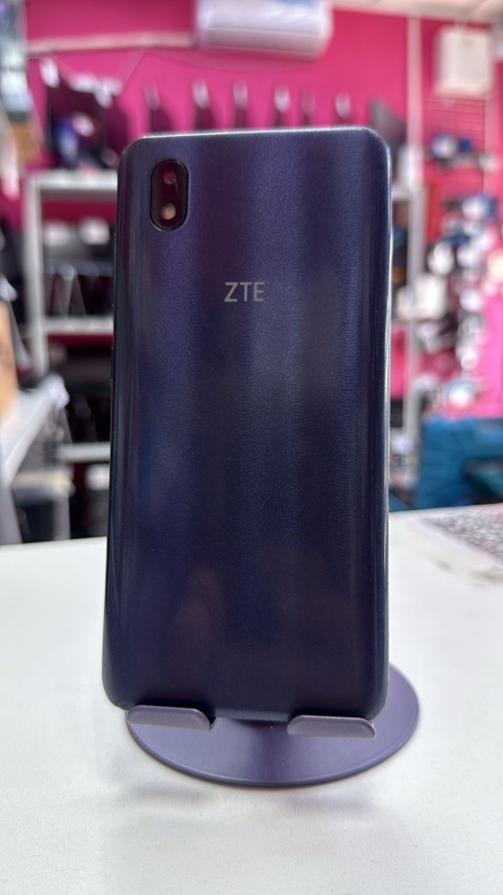 Мобильный телефон ZTE Blade A3 2020