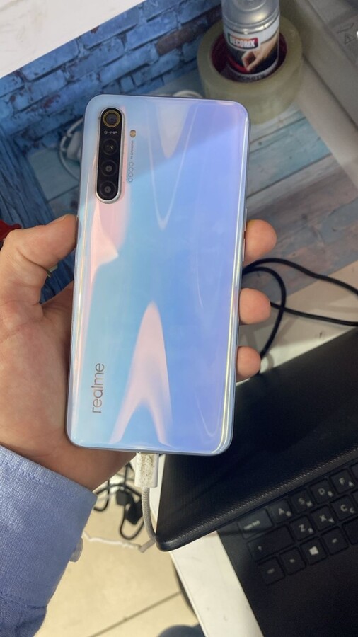 Смартфон Realme 6