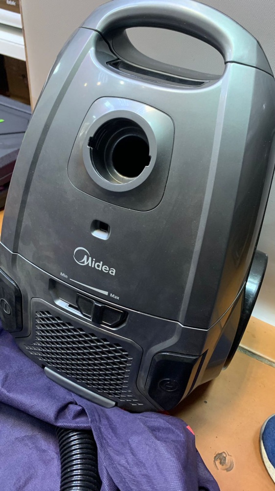 Пылесос MIDEA