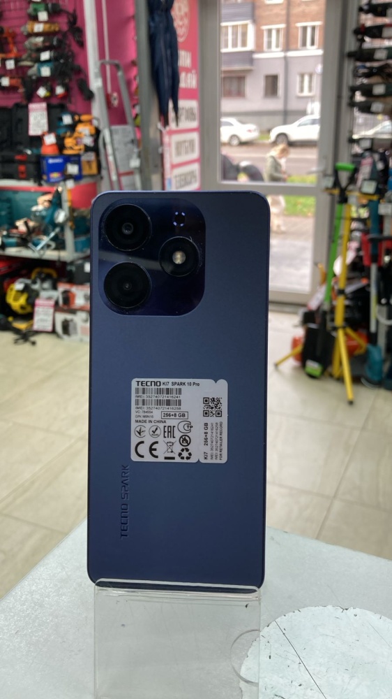 Мобильный телефон Tecno Spark 10 pro 8/256