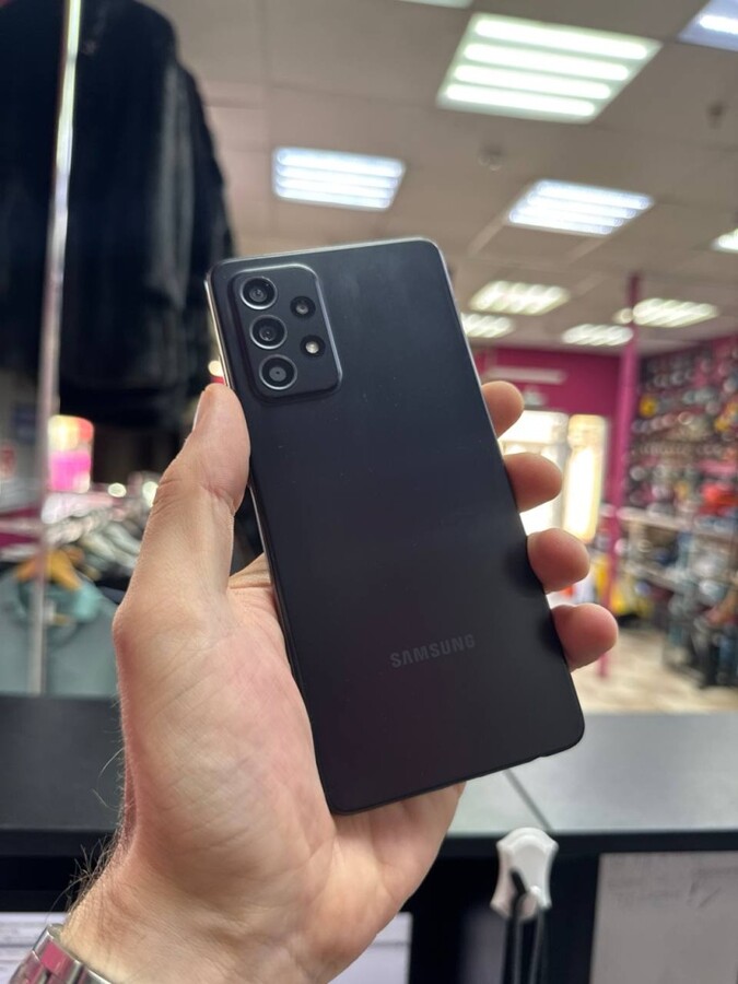 Смартфон Samsung A52 4/128Гб