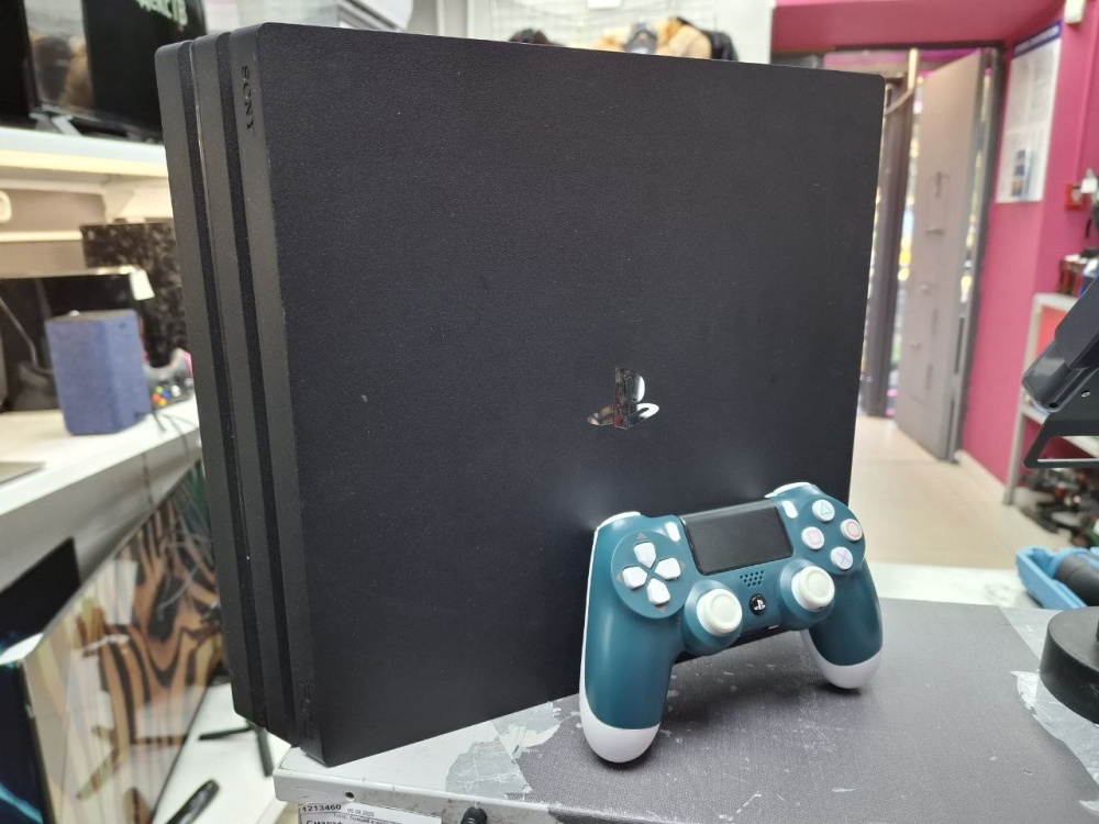 Игровая приставка Sony PlayStation 4 PRO