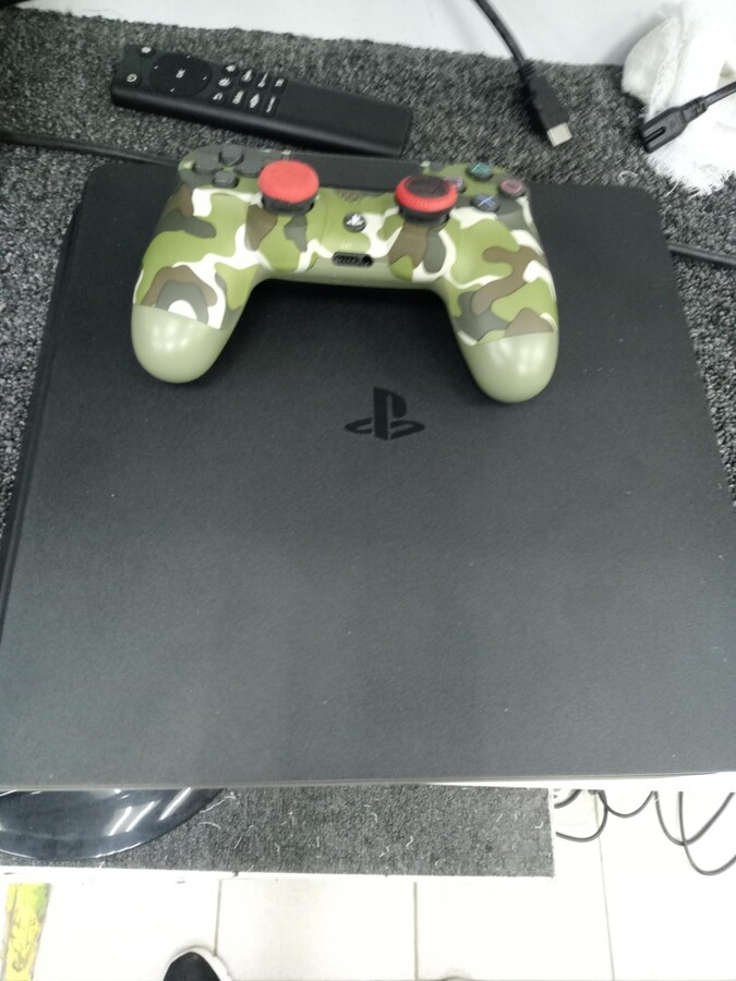Игровая приставка Sony PlayStation 4 slim 1ТВ