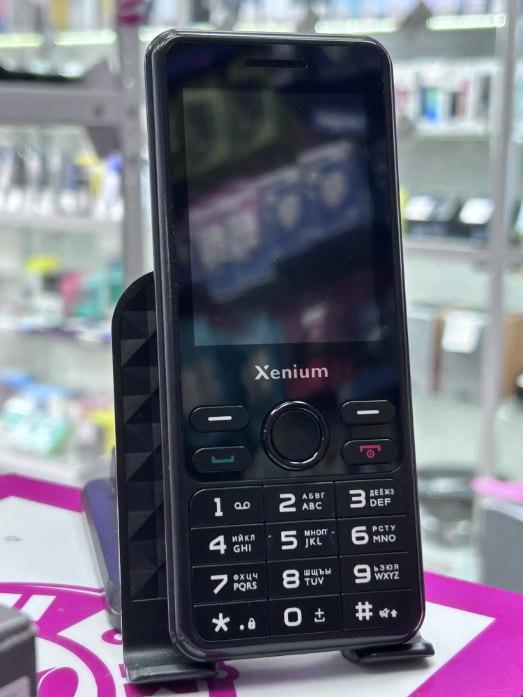 Мобильный телефон Philips X280