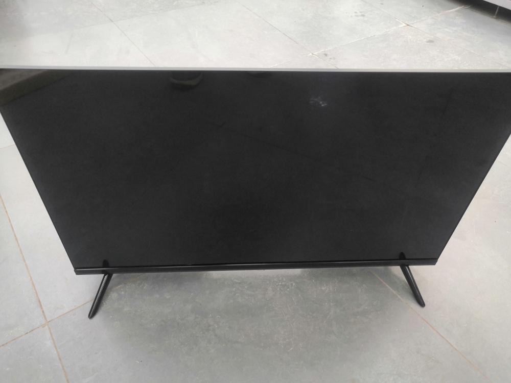Телевизор junibox 32"