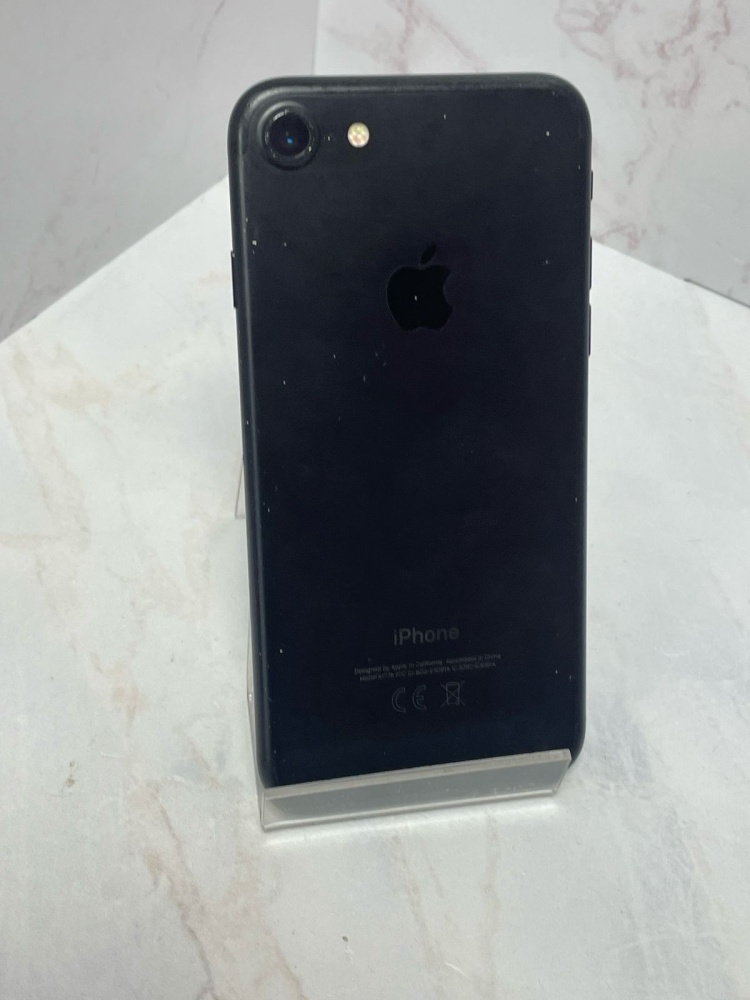 Смартфон iPhone 7 32Gb