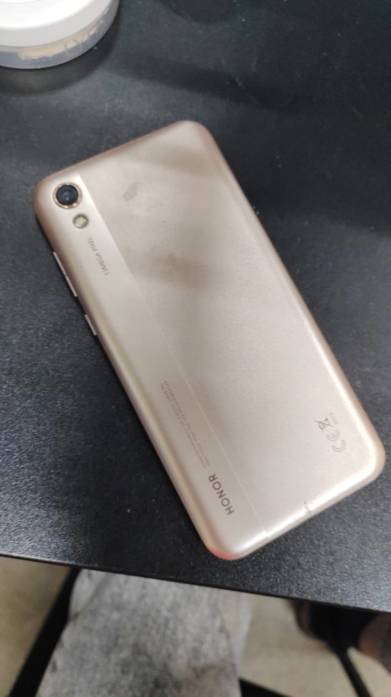 Смартфон Honor 8S