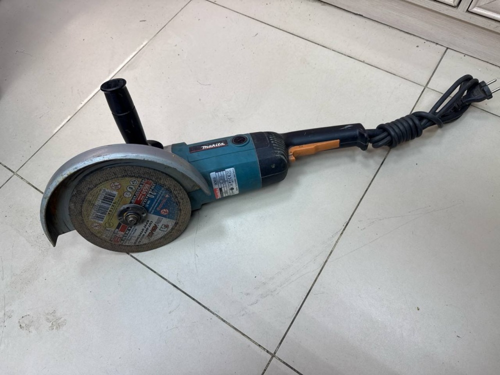 УШМ (Болгарка) Makita 9069