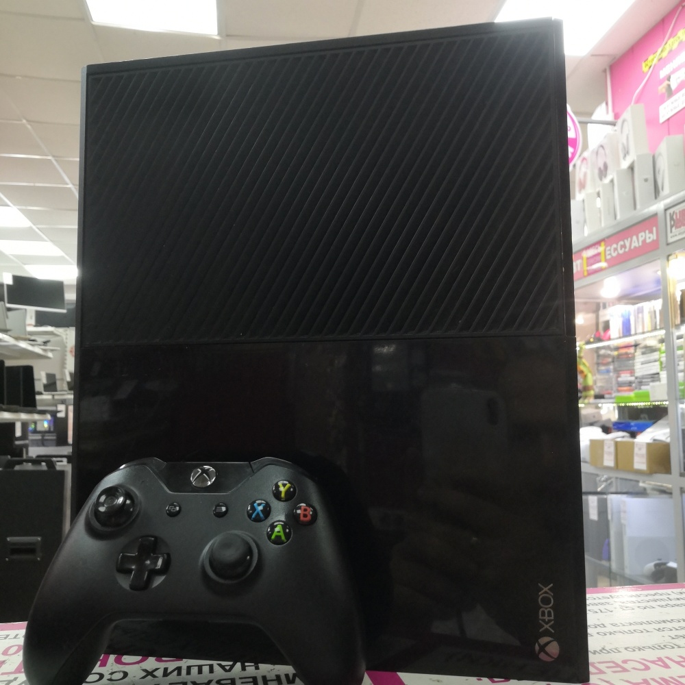 Игровая приставка XBOX ONE