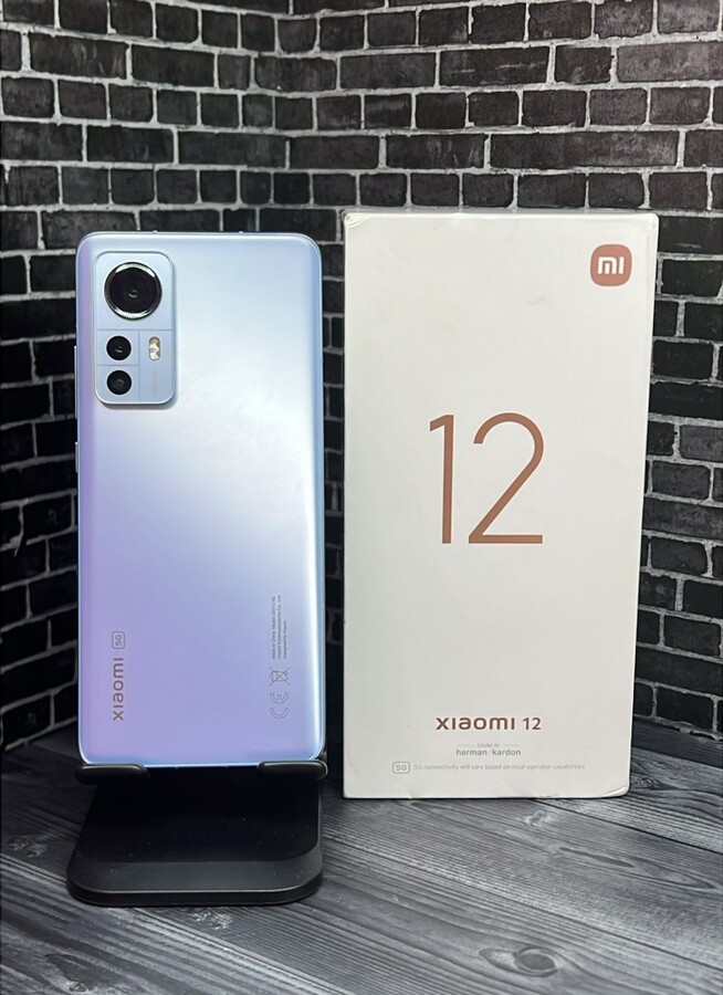 Смартфон Xiaomi 12 8\256 Гб