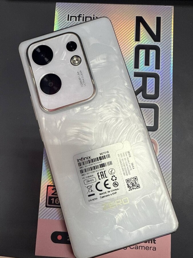 Мобильный телефон Infinix zero 30 8/256