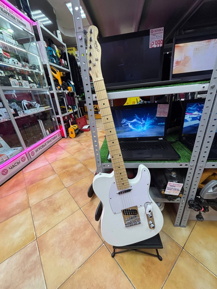 Электрогитара