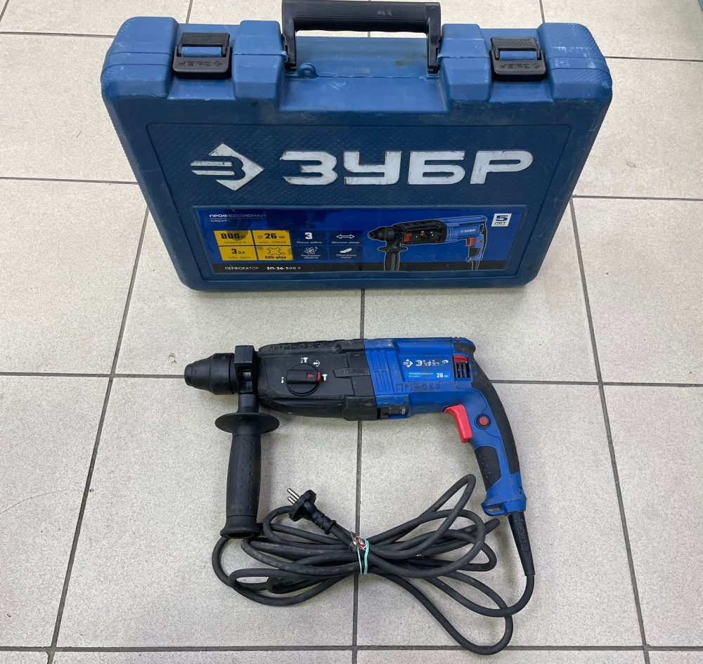 Перфоратор Зубр зп-26-800к