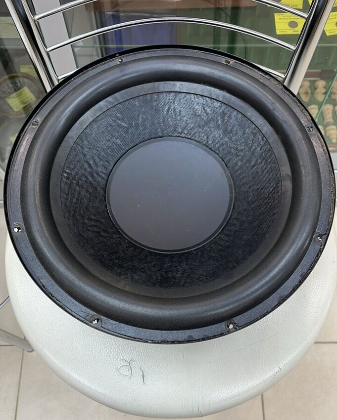 Автосабвуфер Урал