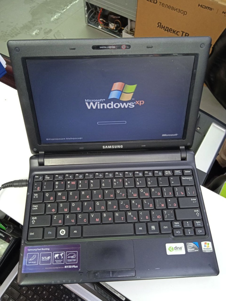 Нетбук Samsung np-n150+