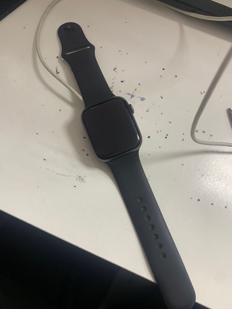 Часы Apple Watсh 4 44р