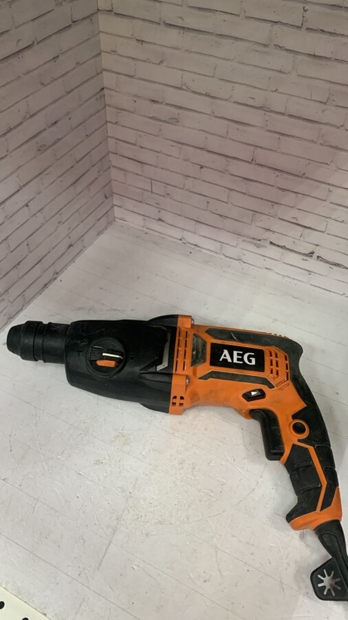 Перфоратор AEG