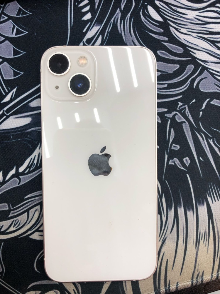 Смартфон iPhone 13 128 Gb