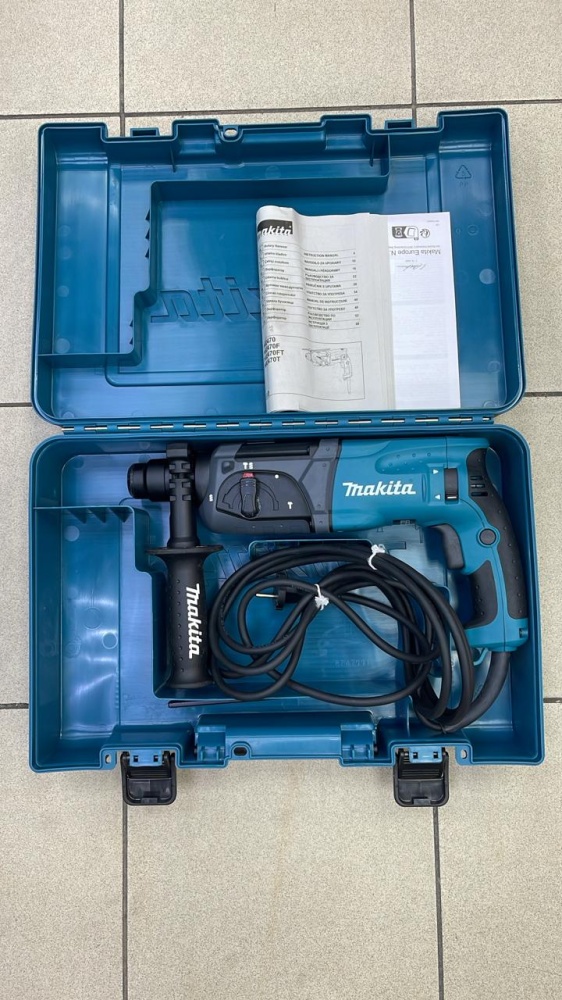 Перфоратор Makita hr2470