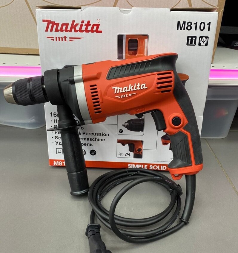 Дрель Makita m8101