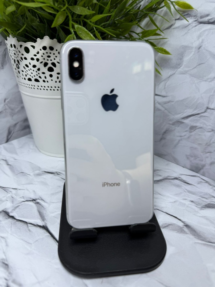 Смартфон iPhone X 64Gb 72акб