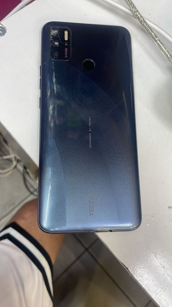 Мобильный телефон Tecno