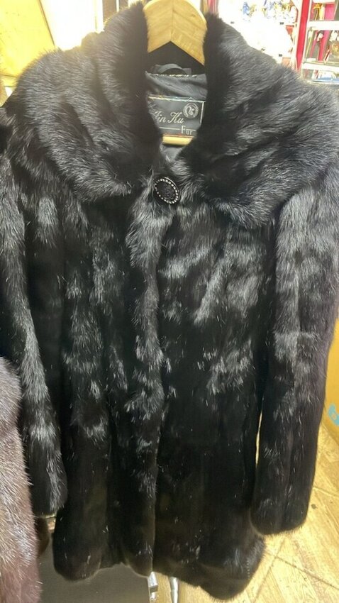 Шуба из меха норки 42-44