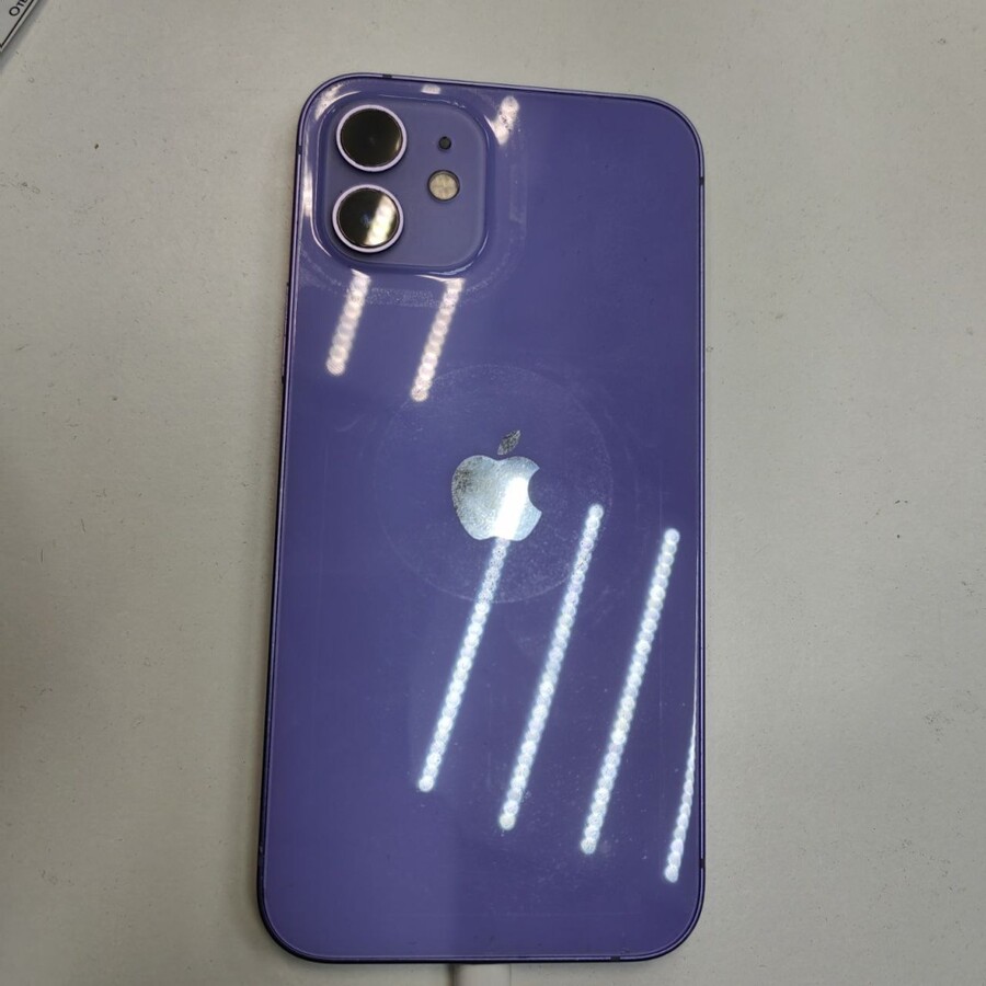 Смартфон iPhone 12 64 Gb