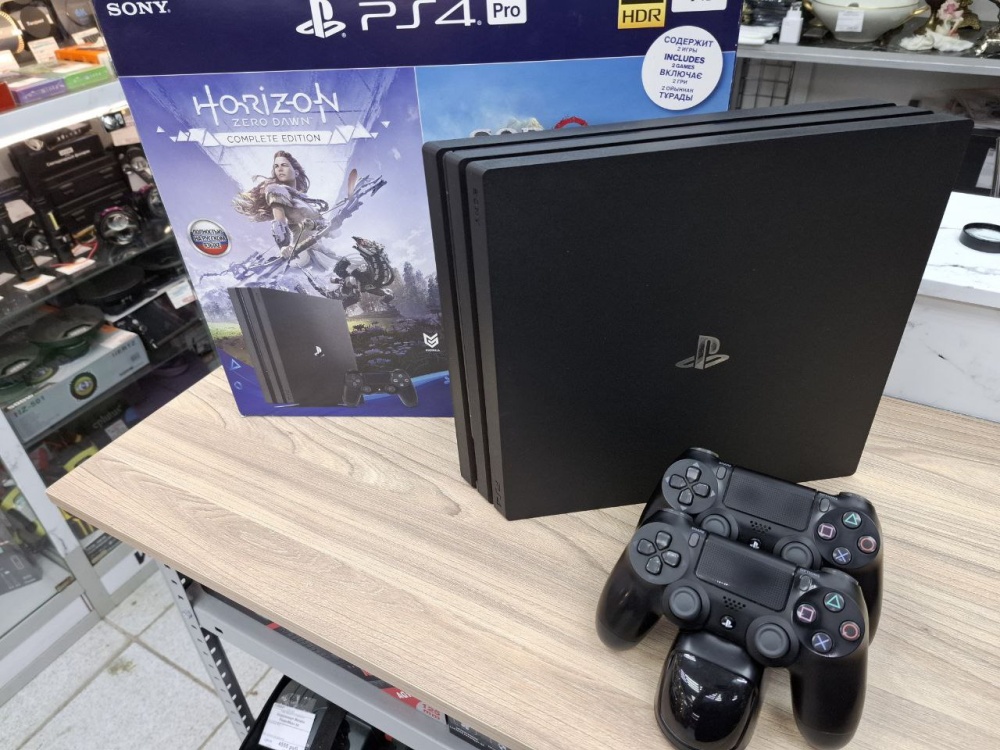 Игровая приставка Sony PlayStation 4 PRO