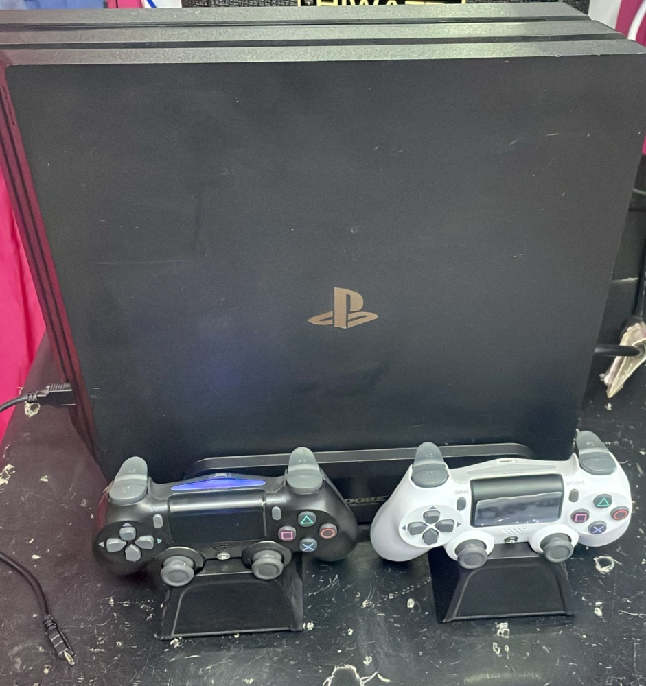 Игровая приставка Sony PlayStation 4 PRO 1Tb